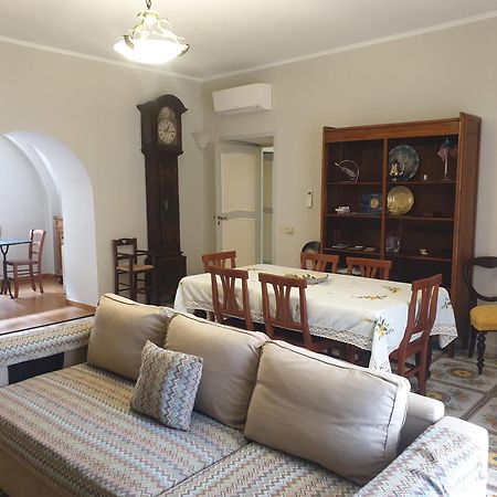 Апартаменты Residenza Sorrentina Экстерьер фото